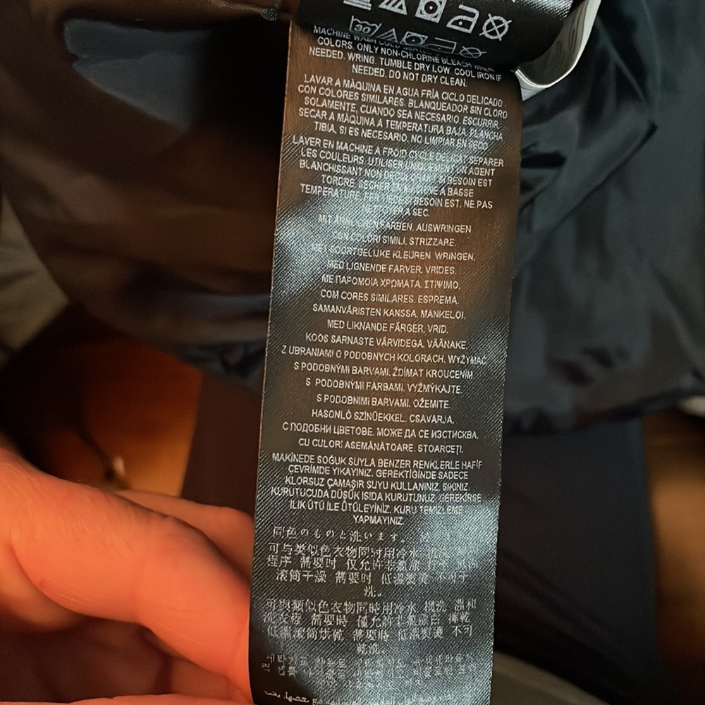 Guess Puffer Jacket - image 8